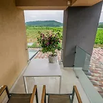 Casa Mulino - Where The Vineyards Meet The Sea Bed & Breakfast 4*