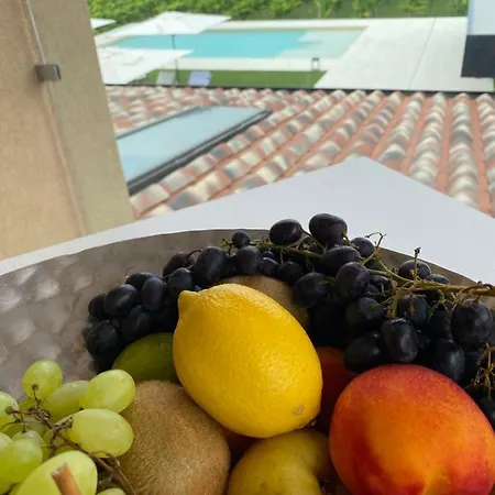 Casa Mulino - Where The Vineyards Meet The Sea Bed & Breakfast