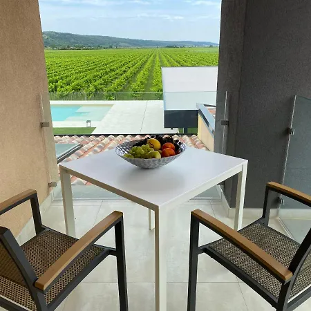 Bed & Breakfast Casa Mulino - Where The Vineyards Meet The Sea