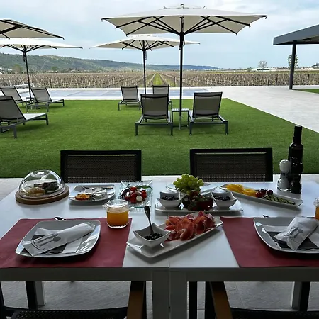 Casa Mulino - Where The Vineyards Meet The Sea