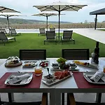 Casa Mulino - Where The Vineyards Meet The Sea