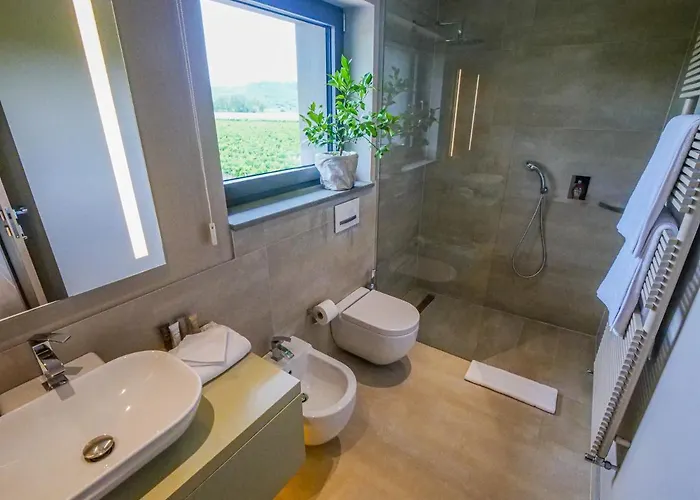 Casa Mulino - Where The Vineyards Meet The Sea Bed & Breakfast